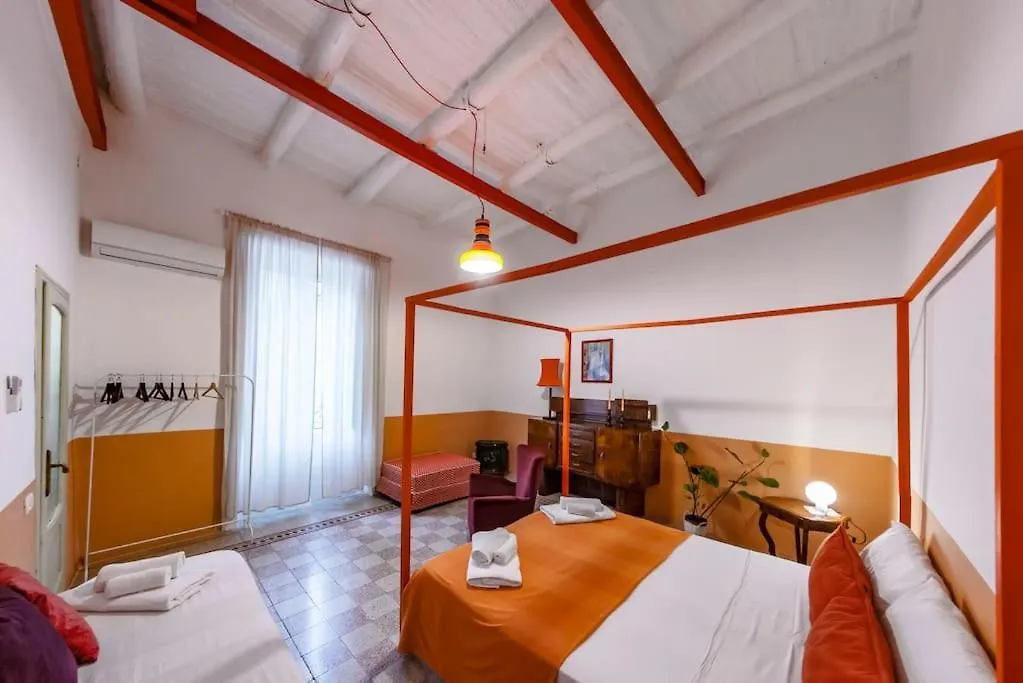 Charming Apartment With Balcony In The Historic Center Naples 0*,