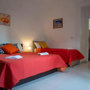 Domus Anticaglia By Domusextra Appartamento
