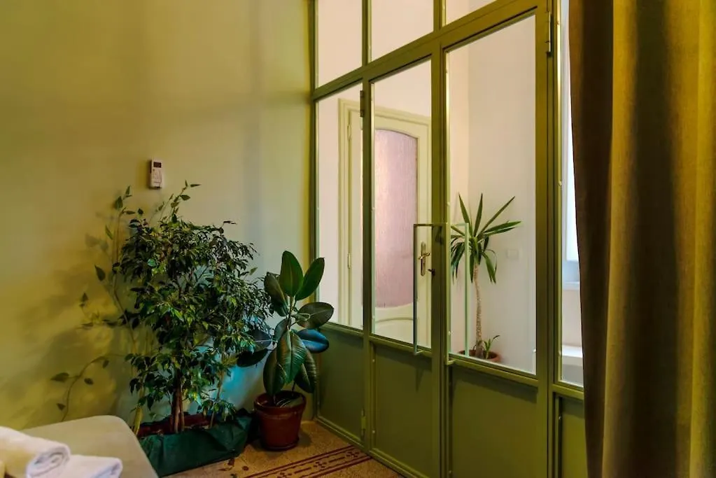 Charming Apartment With Balcony In The Historic Center Napoli