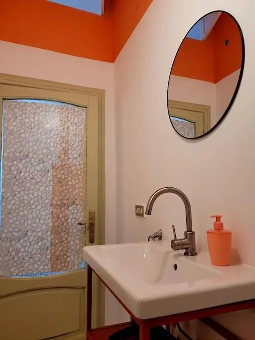 Charming Apartment With Balcony In The Historic Center Napoli 0*,