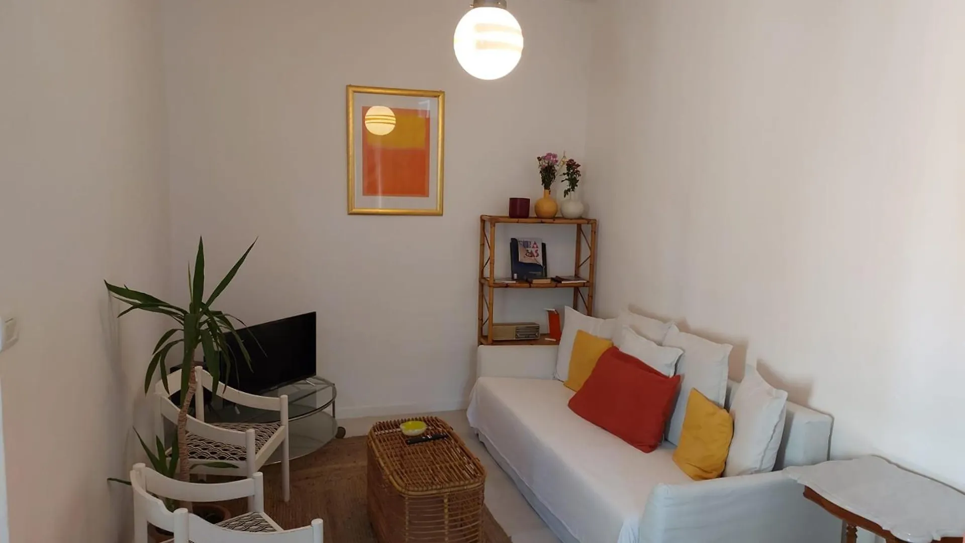Charming Apartment With Balcony In The Historic Center Napoli